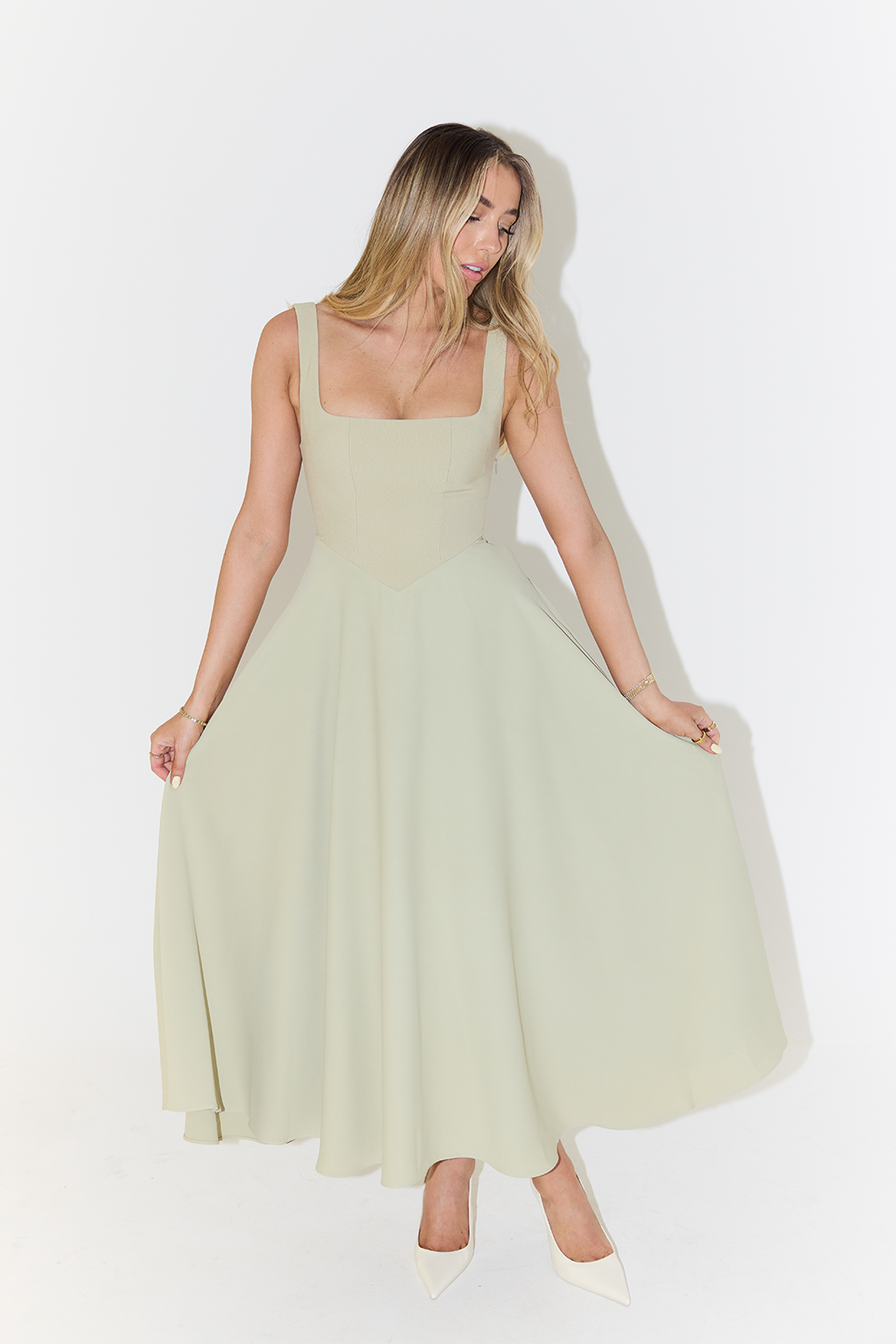 Ellowyn Square Neck Maxi Dress