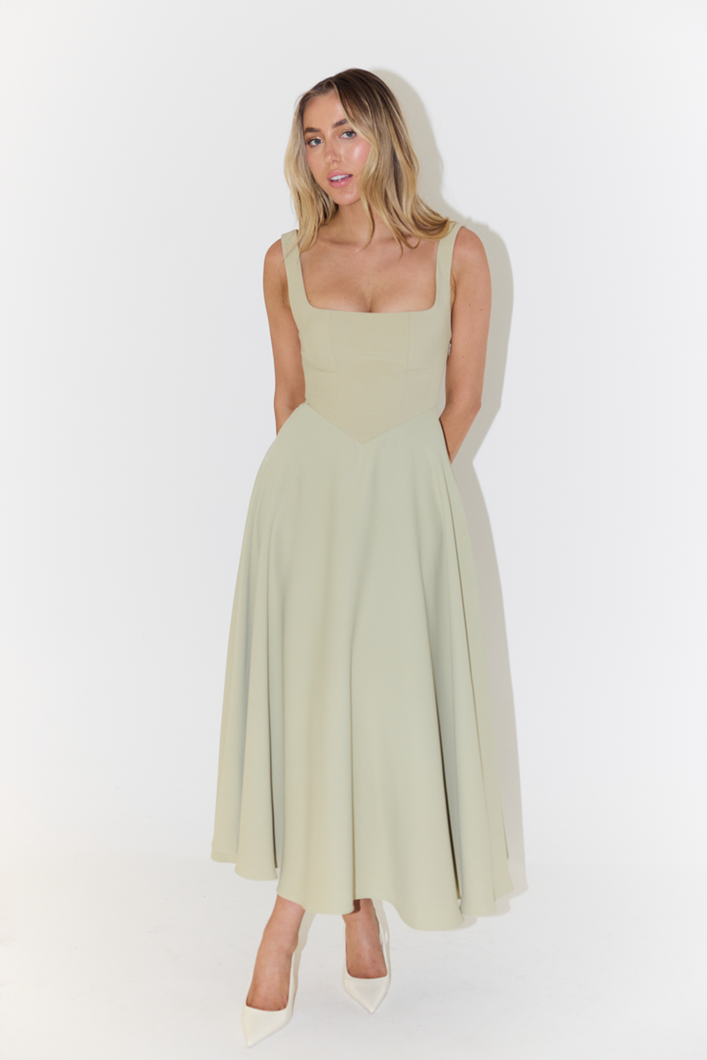 Ellowyn Square Neck Maxi Dress