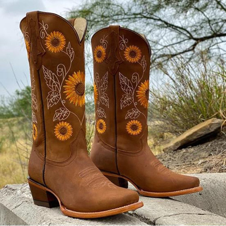 Women’s Cowboy Boots - Embroidered