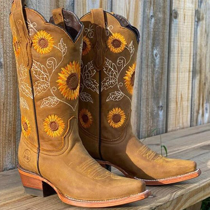 Women’s Cowboy Boots - Embroidered