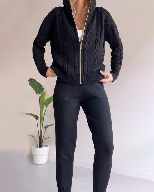 Women’s Two-Piece Lounge Set - Hoodie Jogger