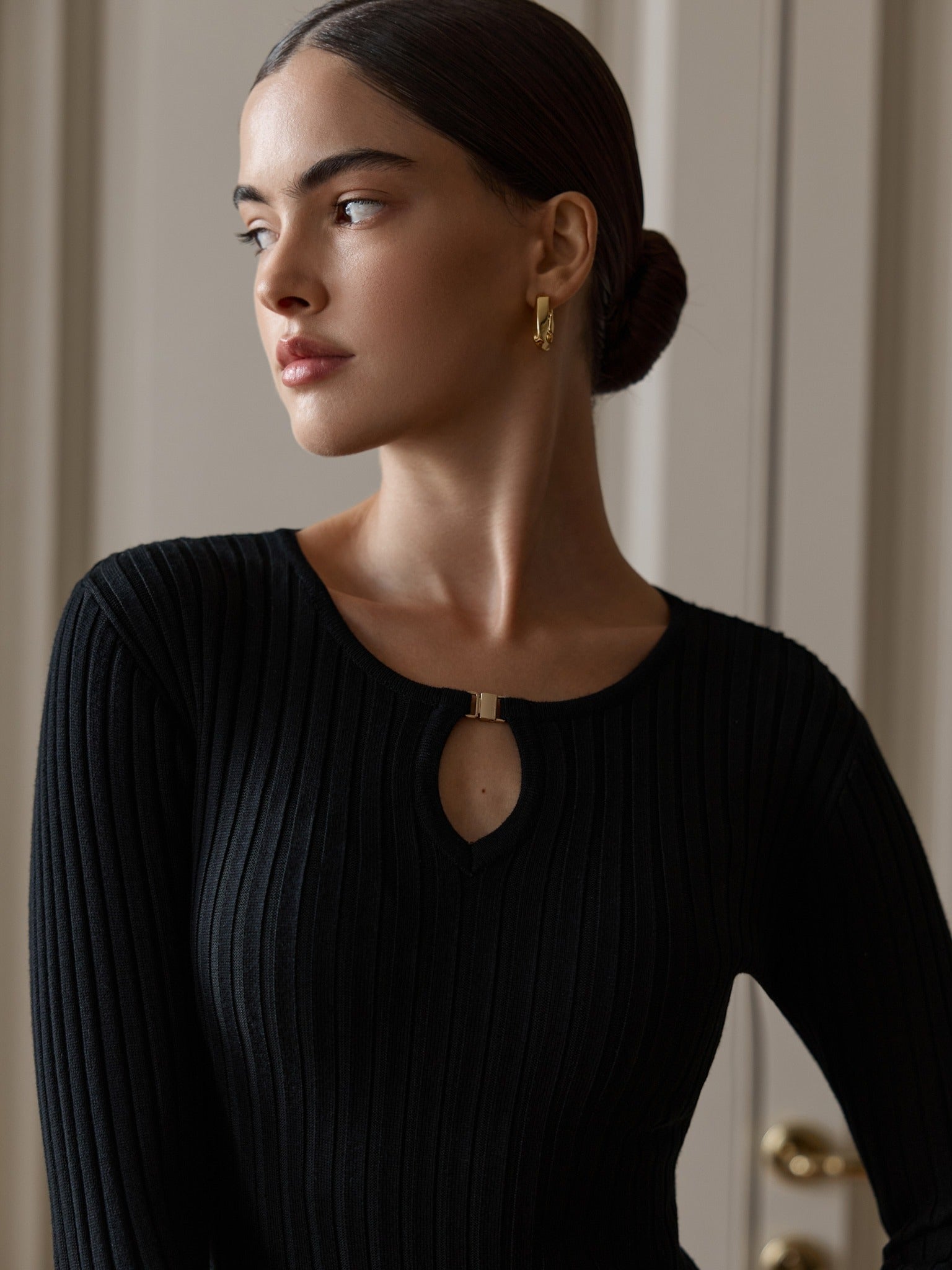 Women’s Ribbed Long Sleeve Midi Dress - Flared Cuff Detail