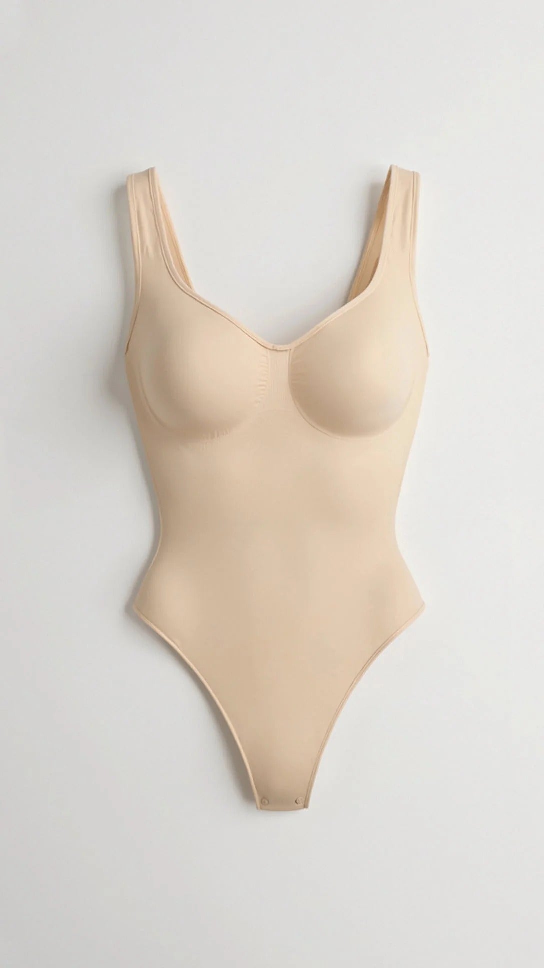 Women’s Seamless Scoop Neck Thong Bodysuit - Contour Fit Essential