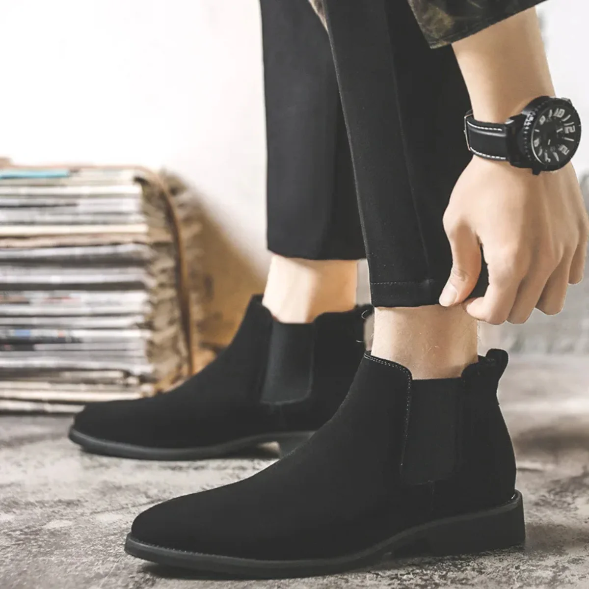Men’s Classic Chelsea Boot - Sleek Minimalist Design