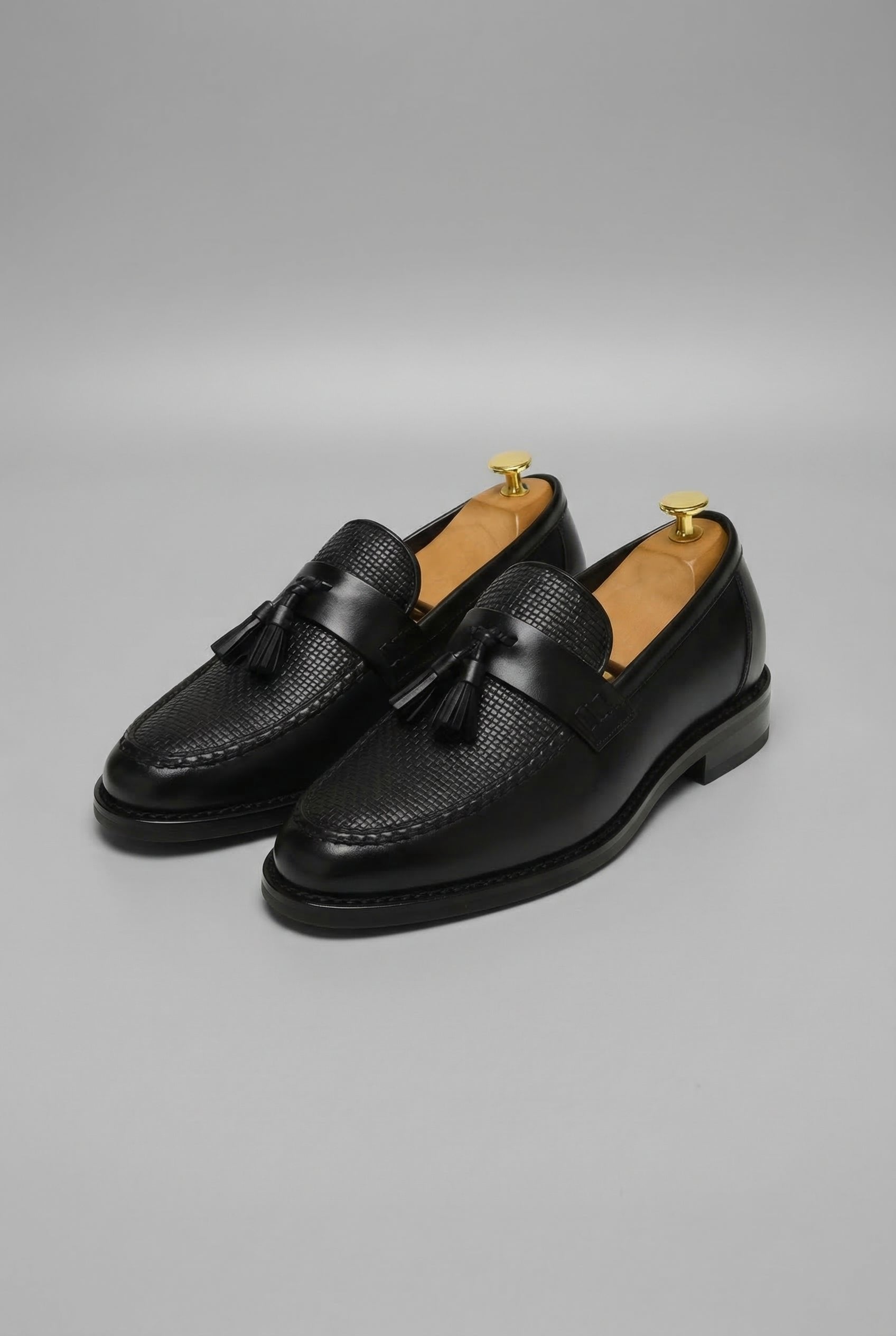 Men's Woven Leather Tassel Slip-On Loafers - Black