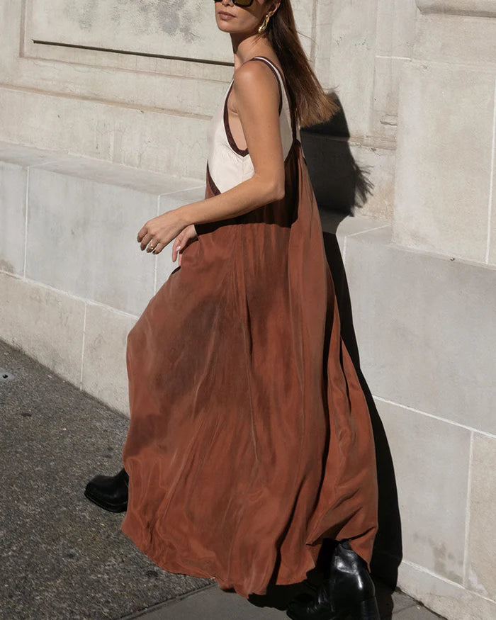 Molly - Chic Colorblock Midi Dress