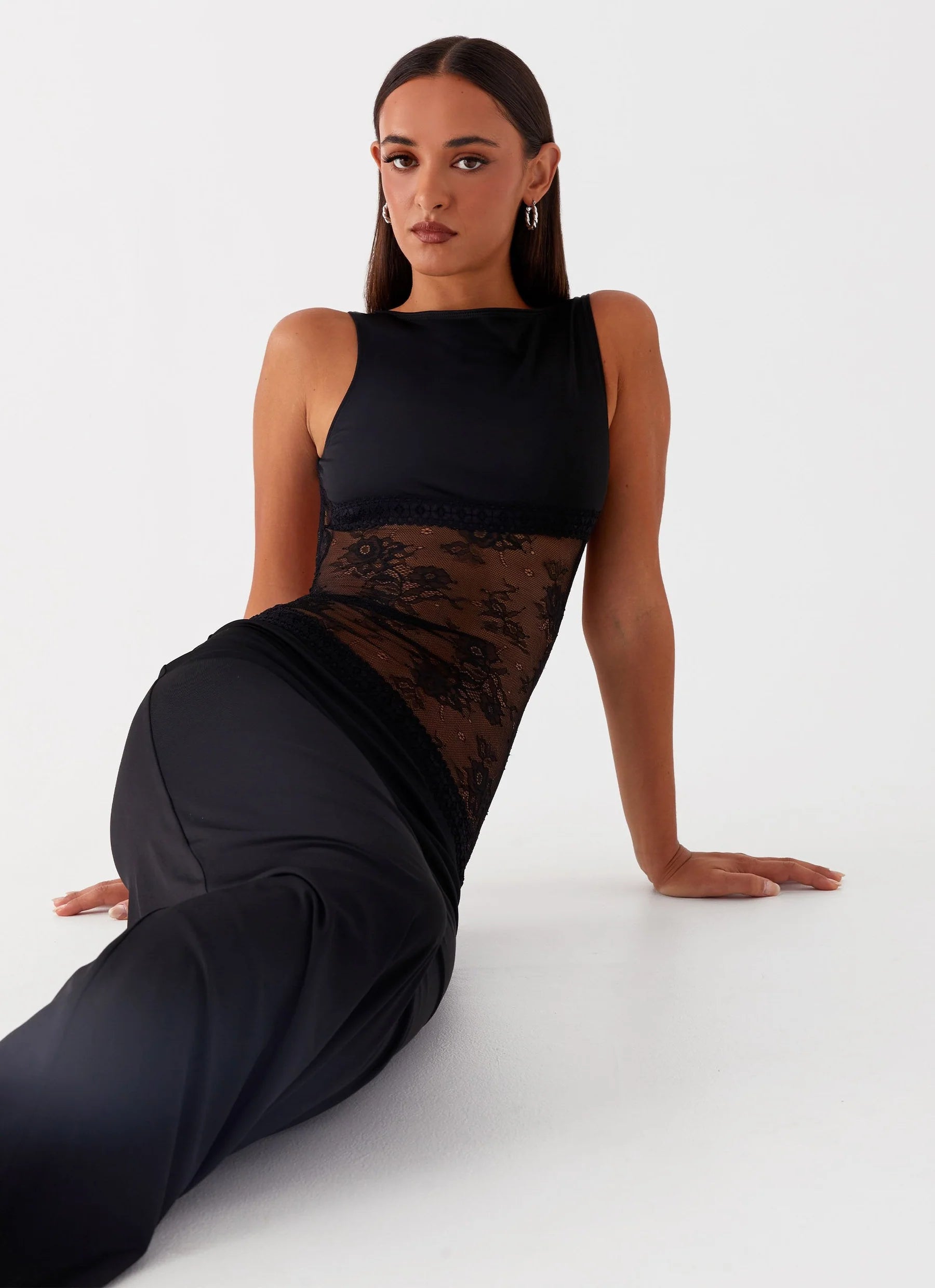 Emma - Elegant Maxi Dress
