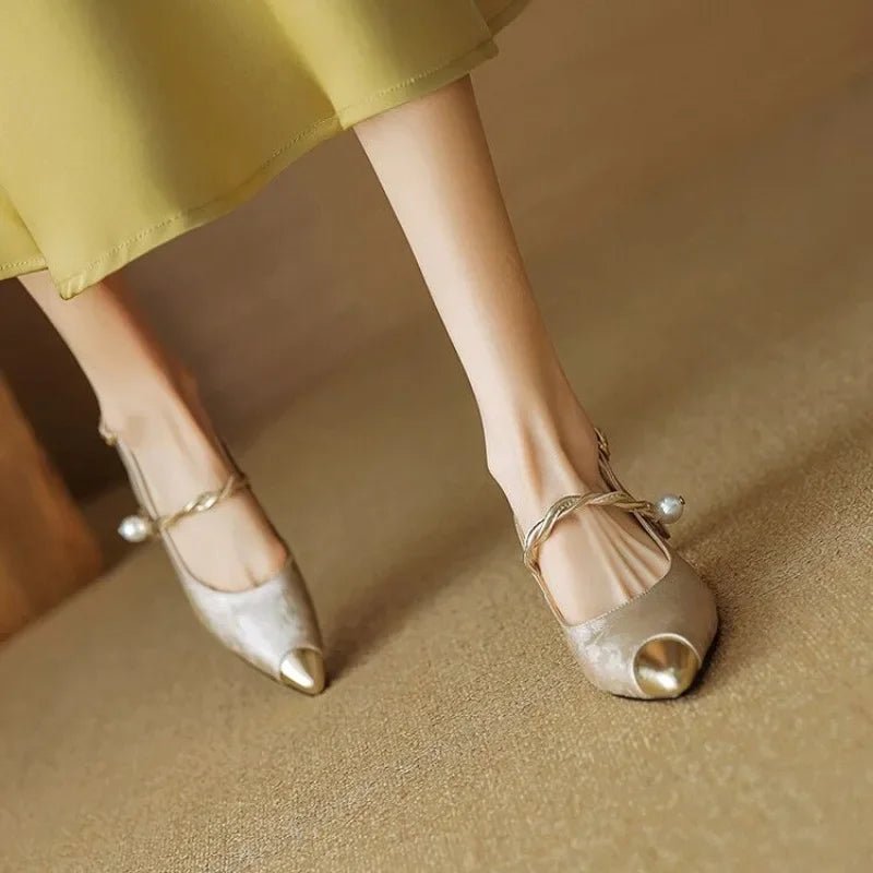 Women's Floral Jacquard Pointed-Toe Kitten Heel Slingback Sandals