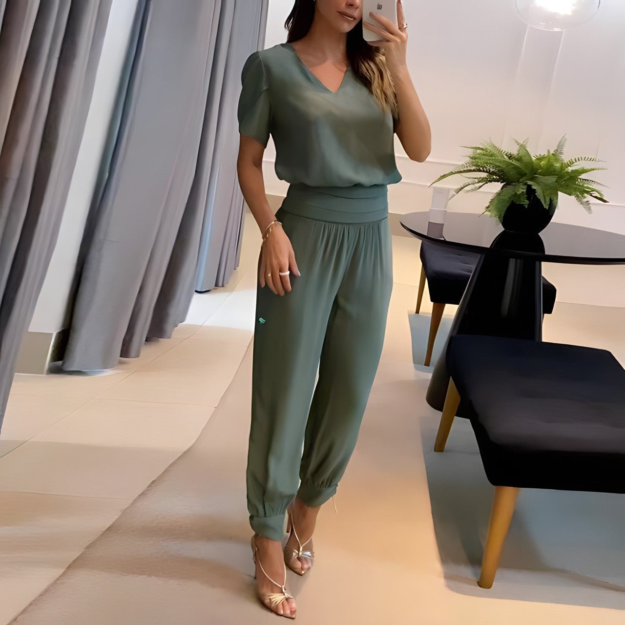Women's V-Neck Short-Sleeve Geometric Printed Two-Piece Trouser Set - Olive Green