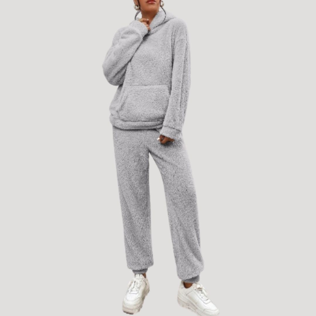 Women’s Cozy Winter Fleece Loungewear Tracksuit Set