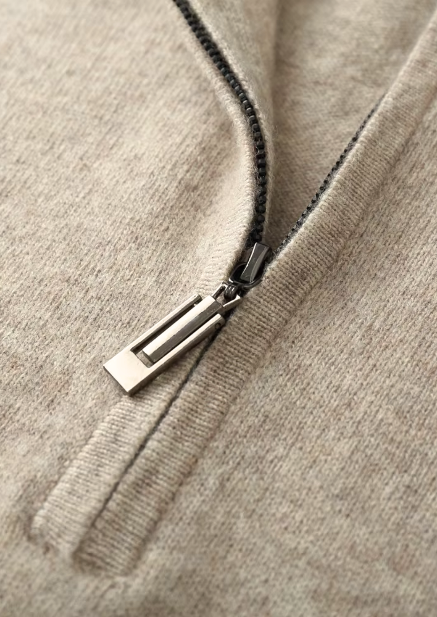Men’s Half-Zip Pullover – Minimalist High-Neck Sweater