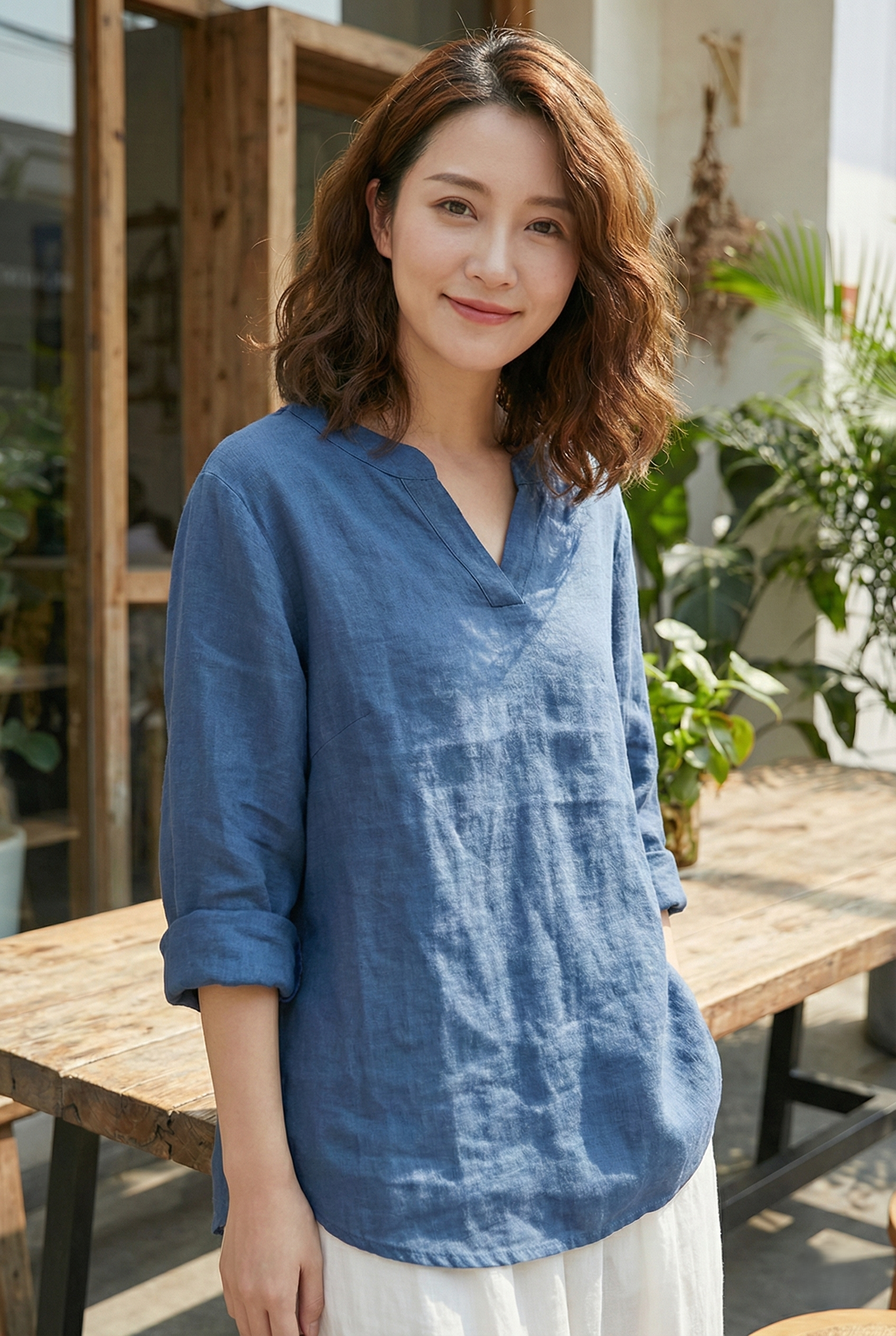 Women’s Elara Relaxed V-Neck Longline Blouse - Effortless Everyday Essential