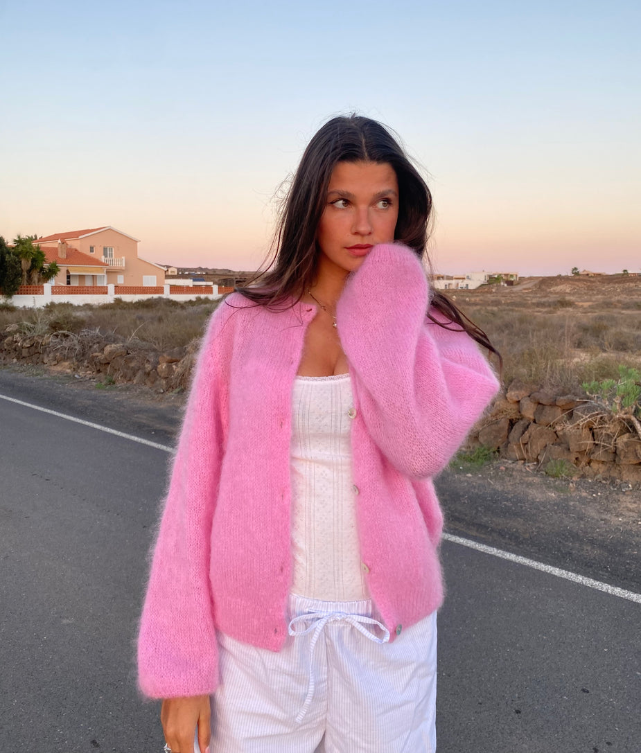 Women’s Cropped Button-Up Cardigan - Long Sleeve Knit