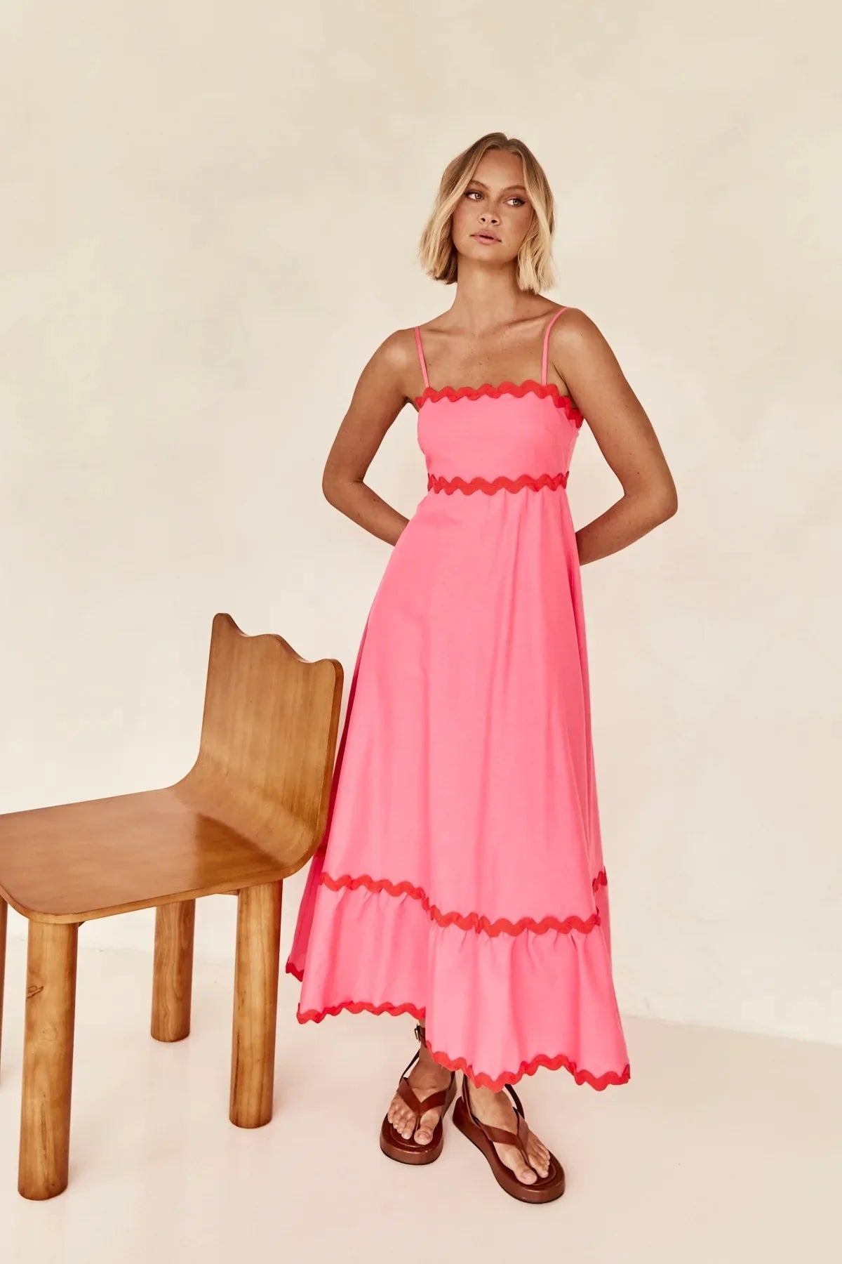 Margot – Contrast Trim Maxi Dress