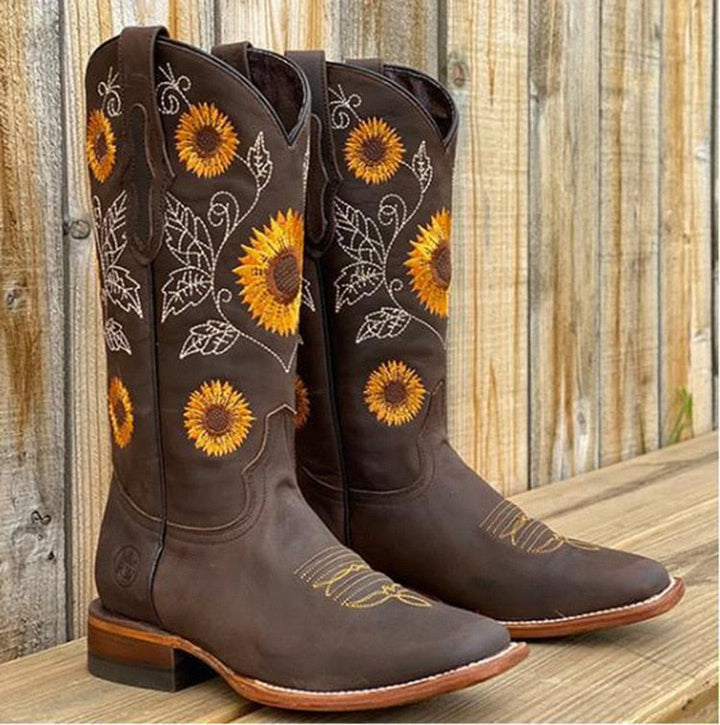 Women’s Cowboy Boots - Embroidered