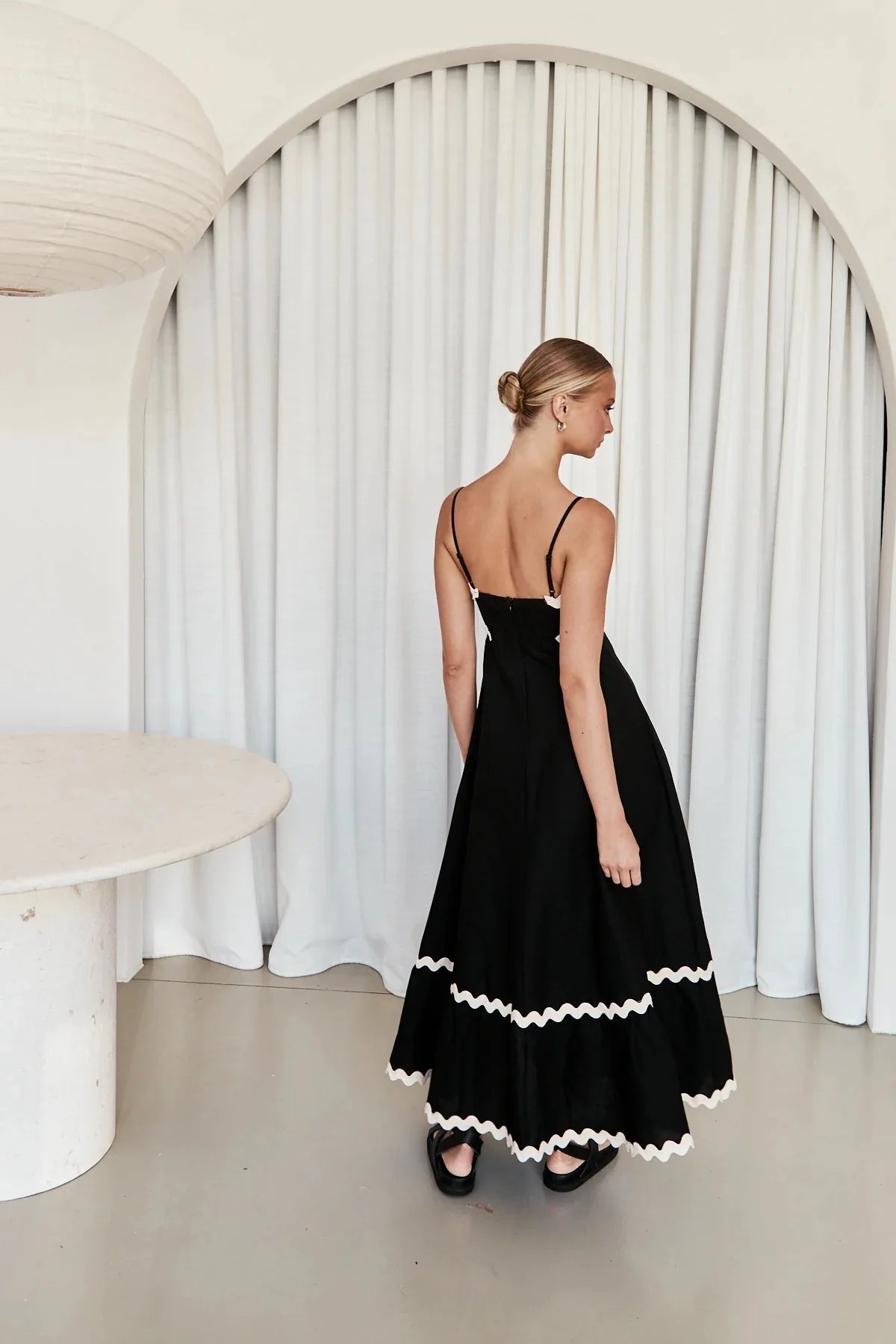 Margot – Contrast Trim Maxi Dress