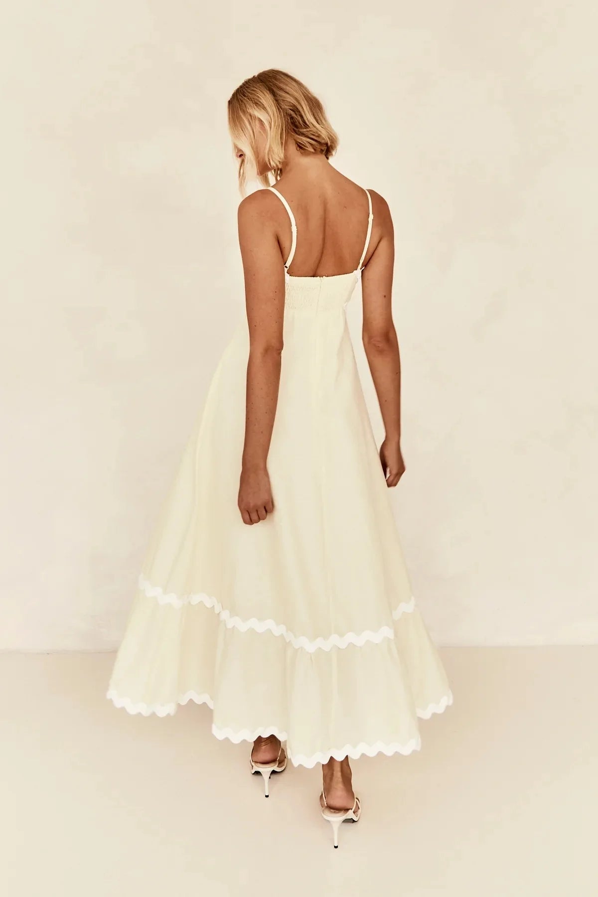Margot – Contrast Trim Maxi Dress