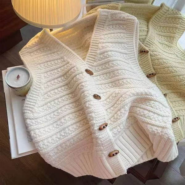 Cozy Chunky Knit Button-Up Sweater Vest - Women’s Sleeveless Gilet