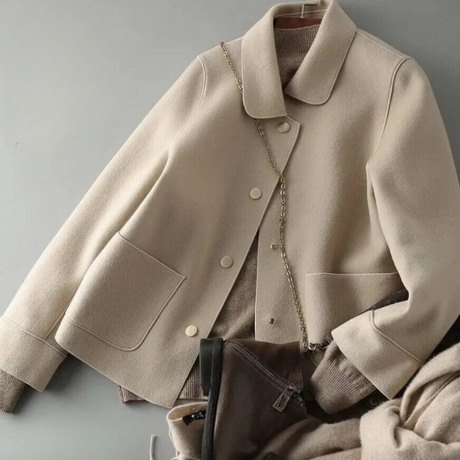 Women’s Minimalist Button-Up Short Jacket - Elegant Everyday Outerwear