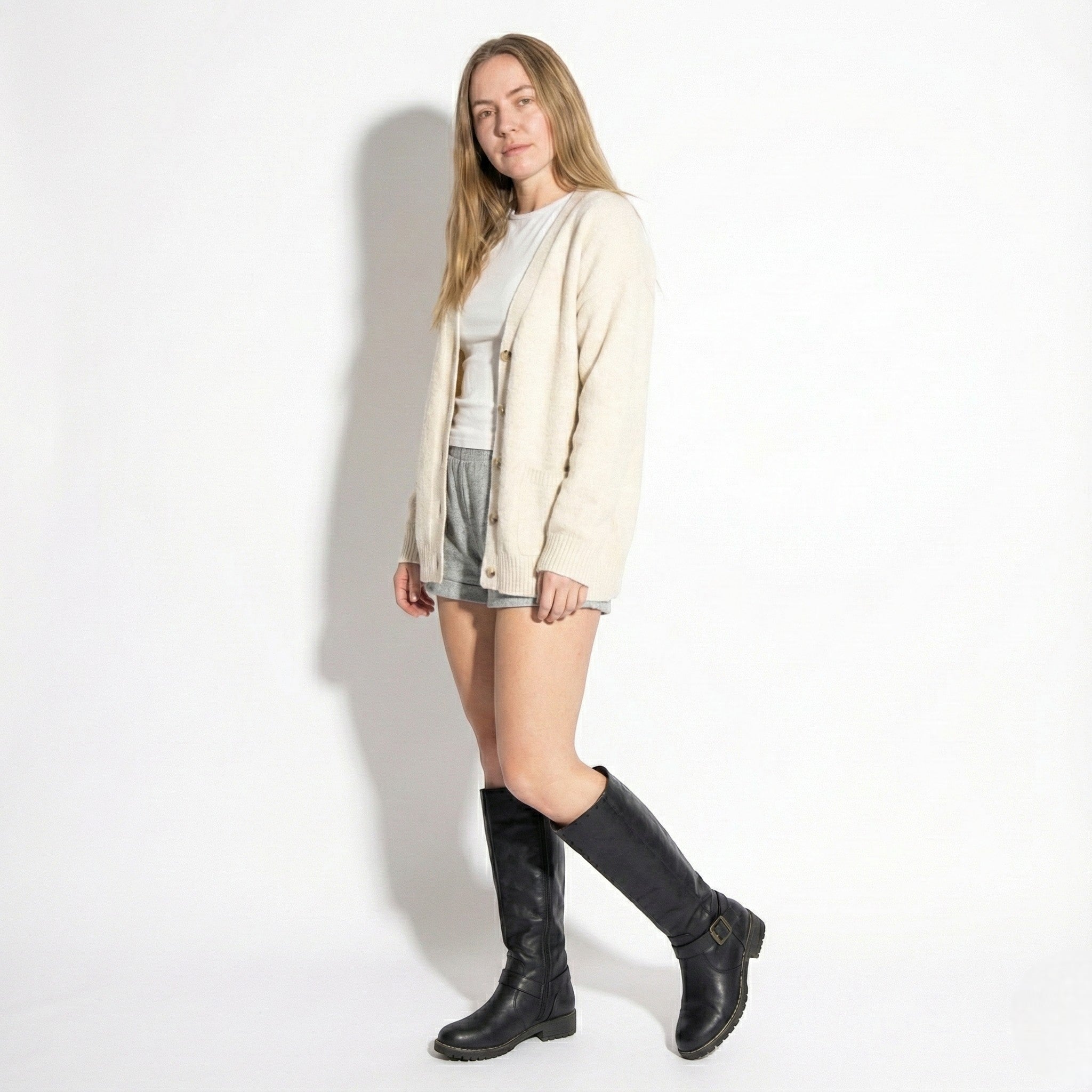 Aurela Women’s Supportive Leather Knee-High Boots