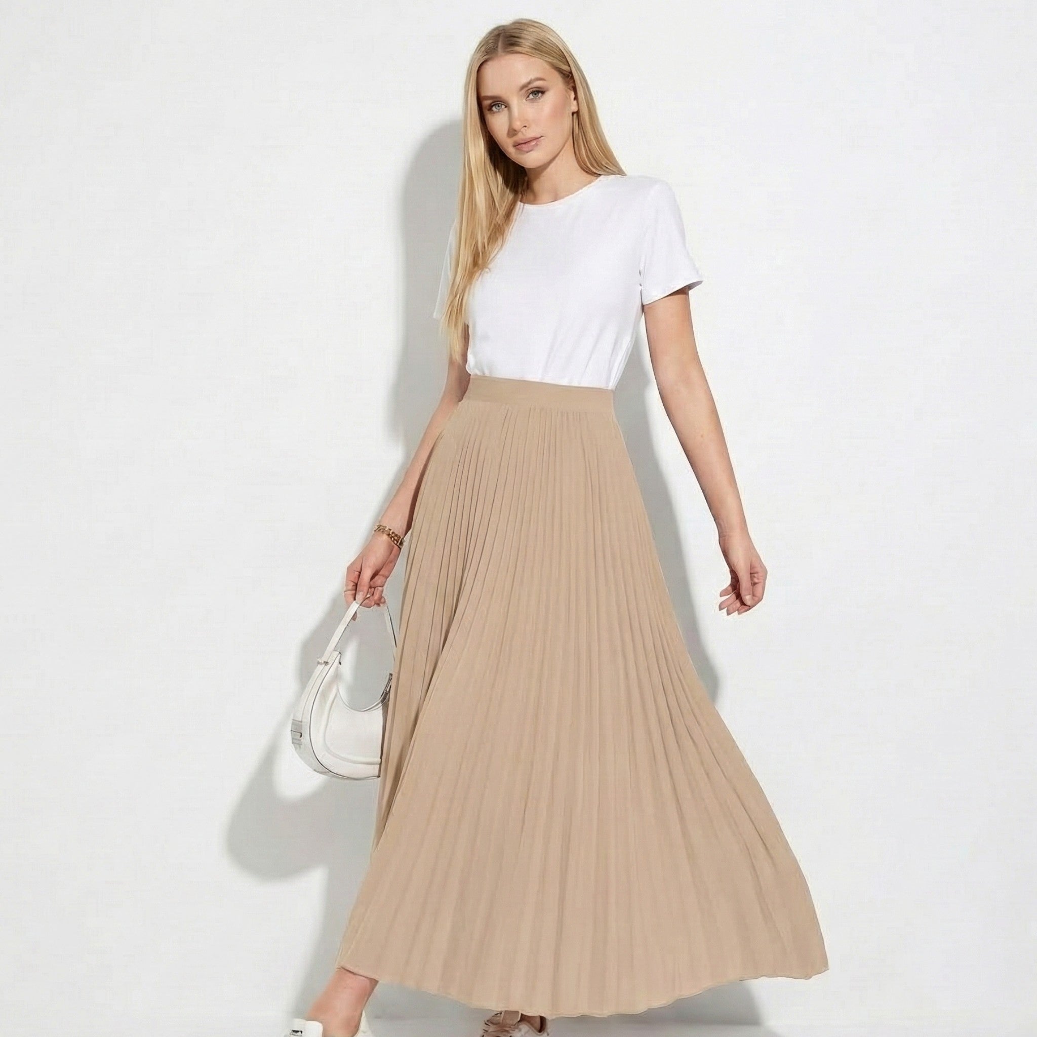 Women’s Pleated Skirt