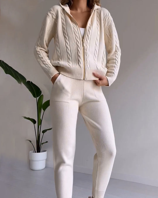 Women’s Two-Piece Lounge Set - Hoodie Jogger