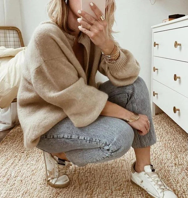 Felicia - Oversized Button-Up Knit Cardigan