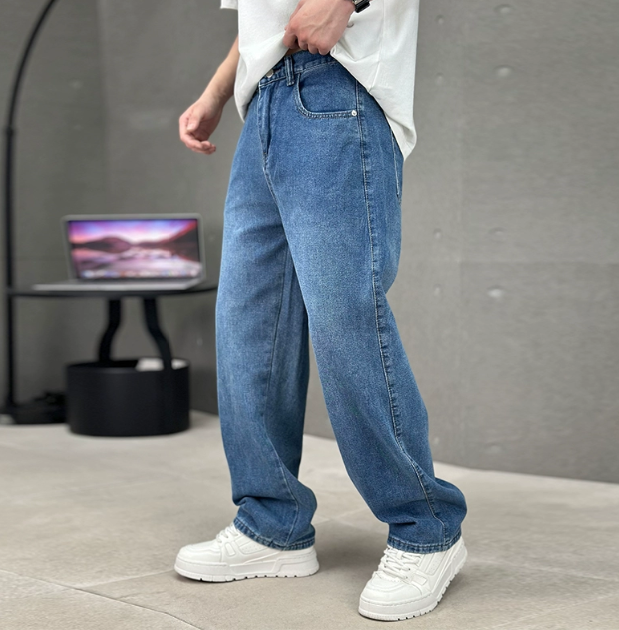 Jeremy Men’s Straight-Leg Jeans