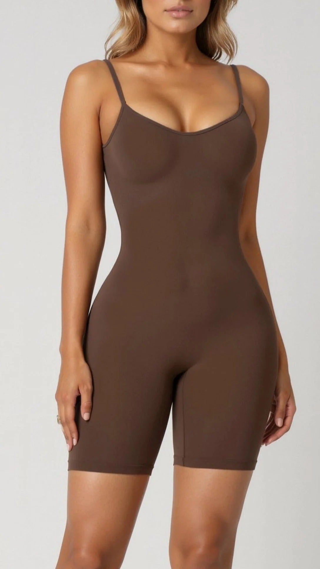 Women’s Seamless Shaping Bodysuit - Mid-Thigh Sculpting Fit