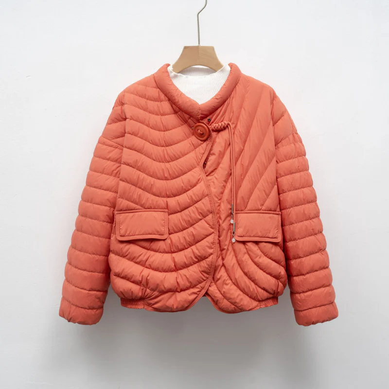 Women’s Quilted Curve-Line Puffer Jacket – Lightweight Short Winter Coat