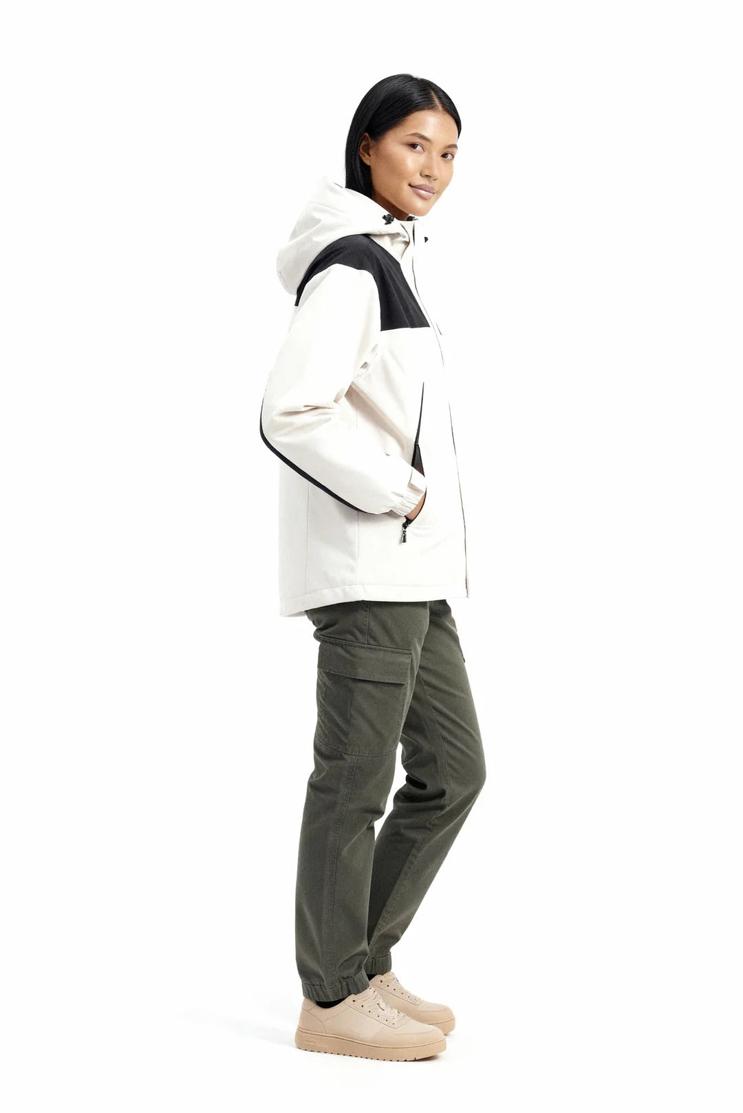 Women’s Two-Tone Hooded Outdoor Jacket - Functional Zip-Up Design