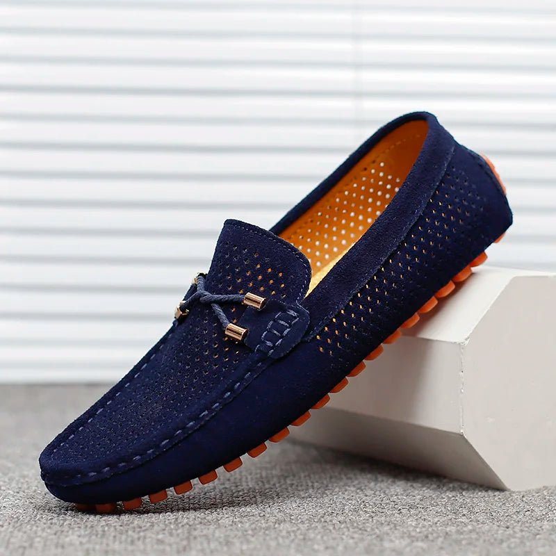 Men's Perforated Suede Slip-On Loafers Contrast Sole - Blau