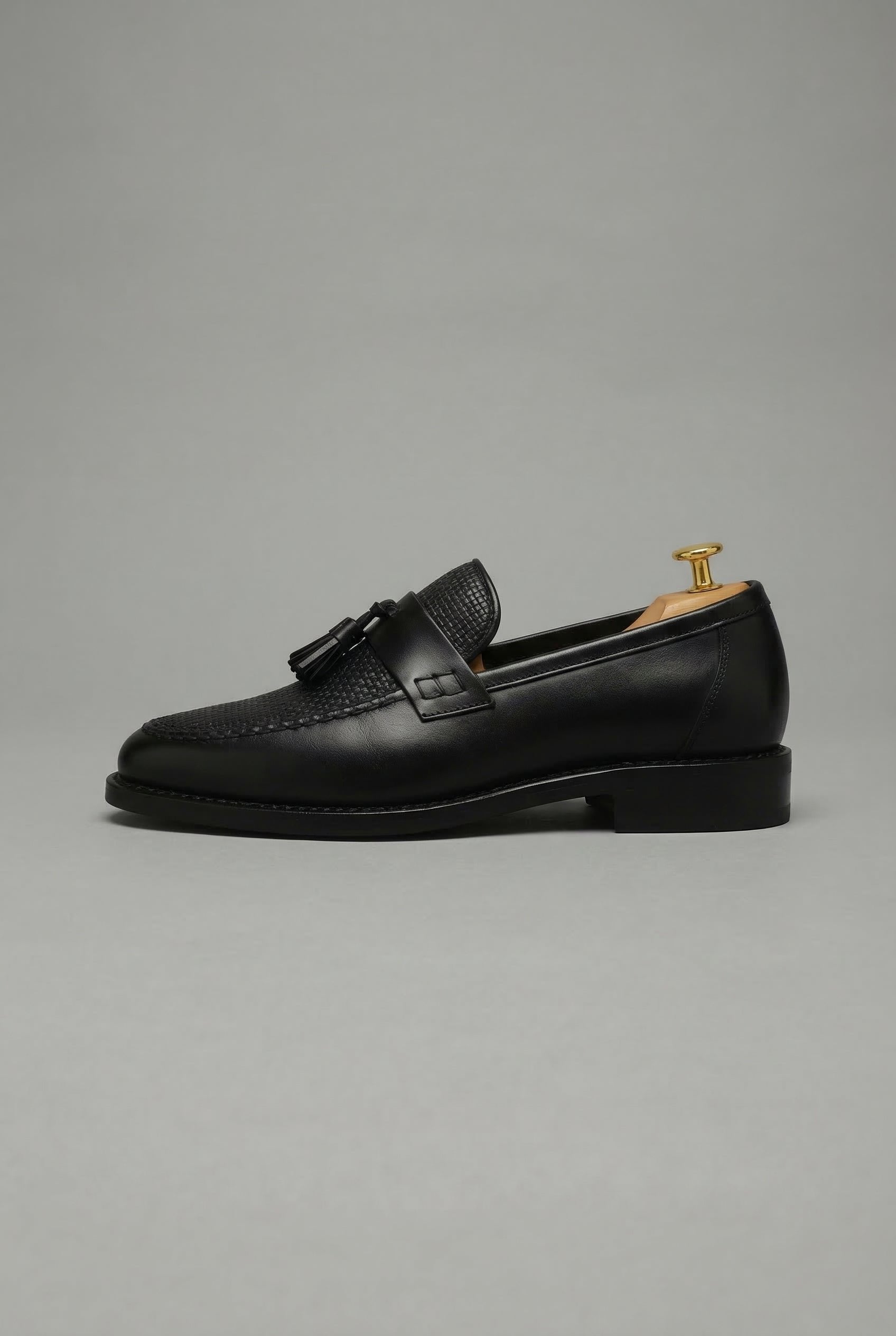 Men's Woven Leather Tassel Slip-On Loafers