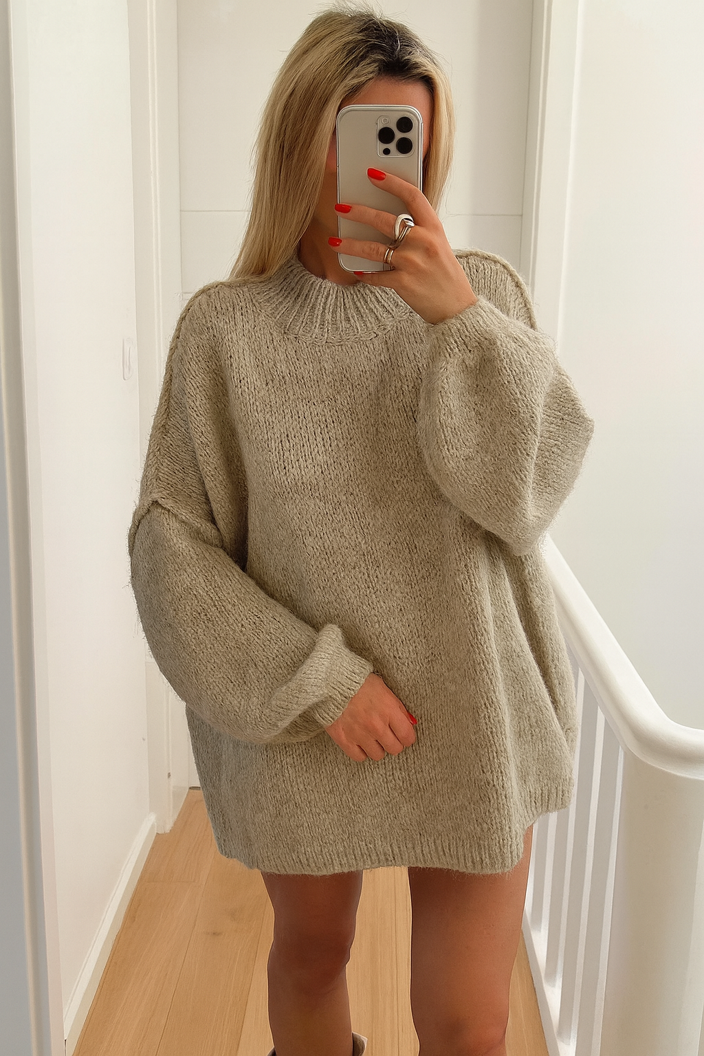 Women’s Oversized Knit Sweater - Long Sleeve Pullover