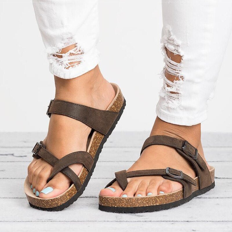 Women's Cork Footbed Toe-Ring Buckle Strap Flat Sandals - Braun