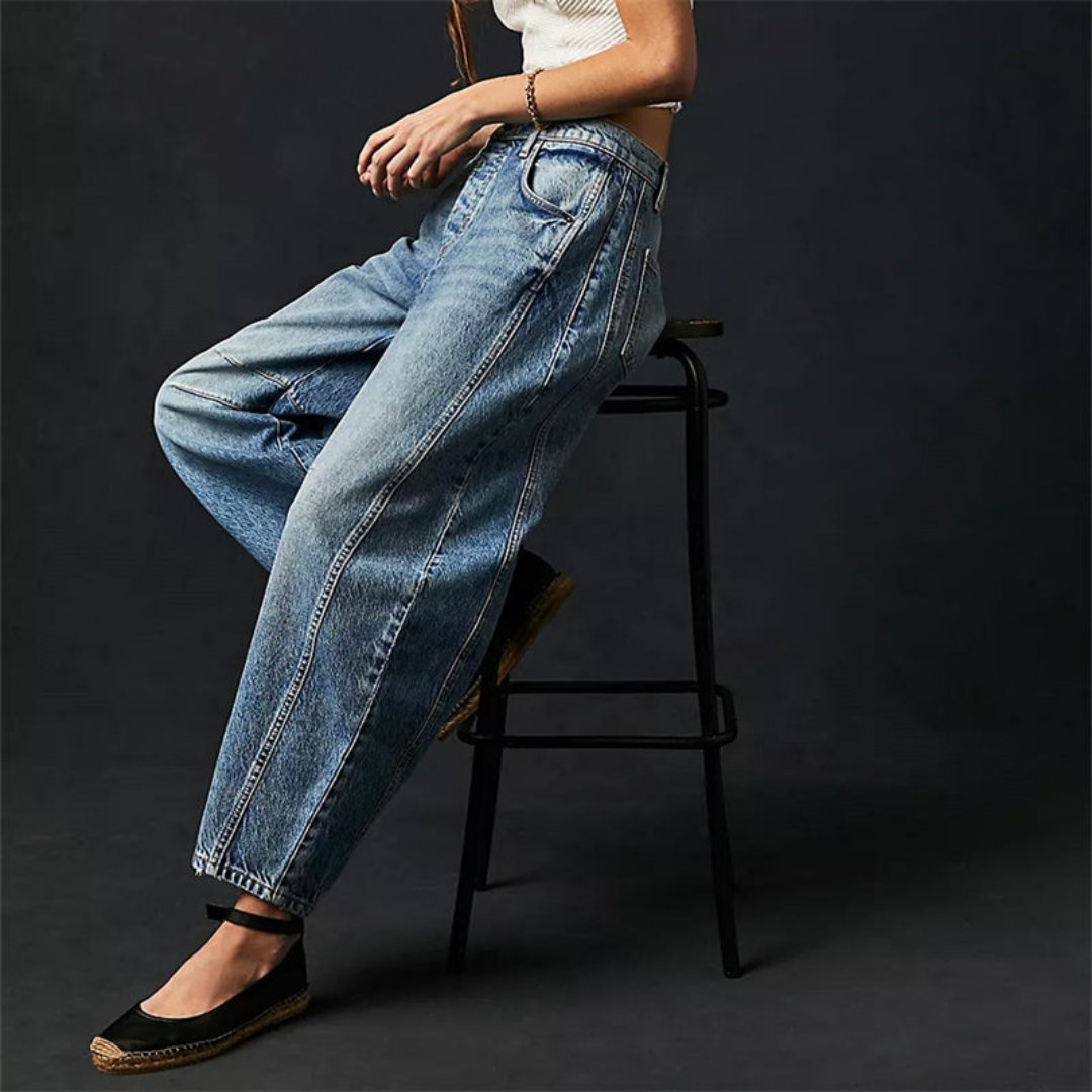 Women's Mid-Rise Cropped Barrel-Leg Wide-Fit Denim Jeans