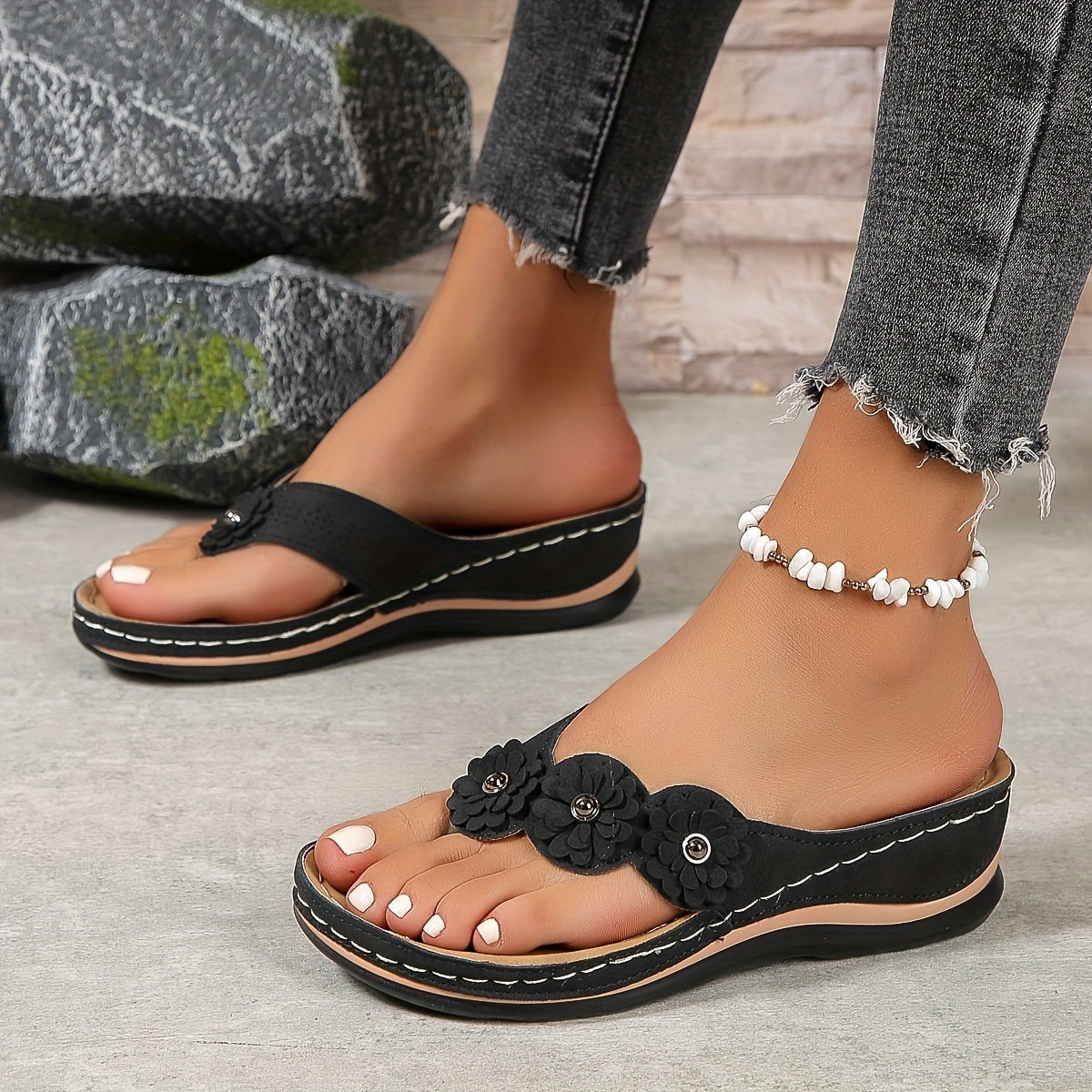 Women's Orthopedic Arch-Support Floral Wedge Flip-Flop Sandals