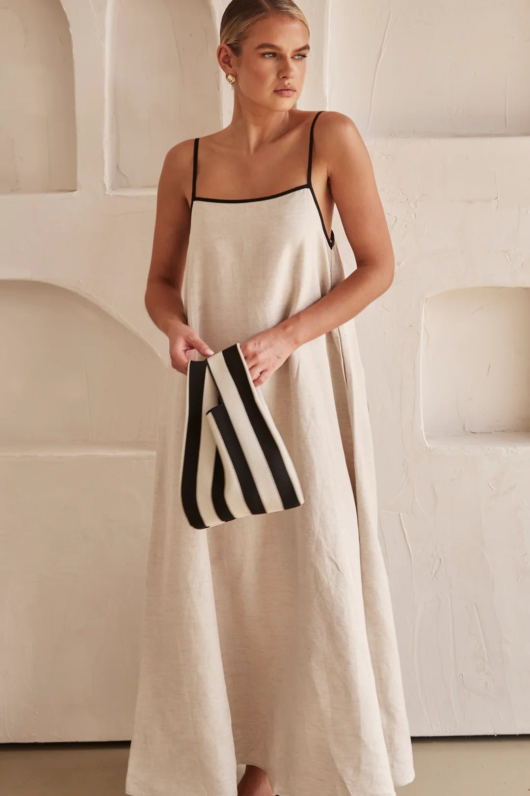 Women's Relaxed-Fit Linen Blend Contrast-Trim Maxi Dress